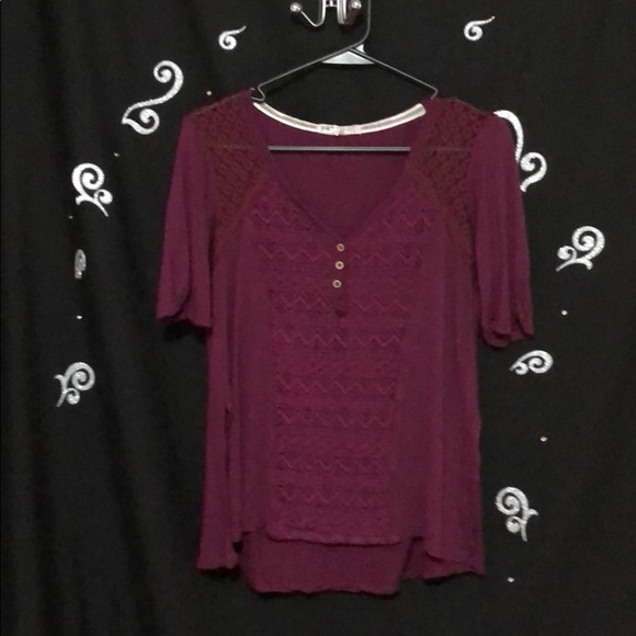 Shirt - Picture 1 of 3